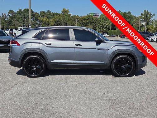 2024 Volkswagen Atlas Cross Sport 2.0T SE w/Technology 4MOTION