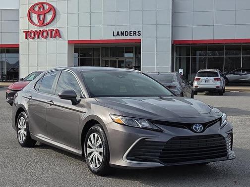 2024 Toyota Camry Hybrid LE