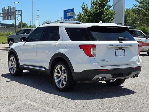 Star White Metallic Tri-Coat 2020 Ford Explorer Platinum