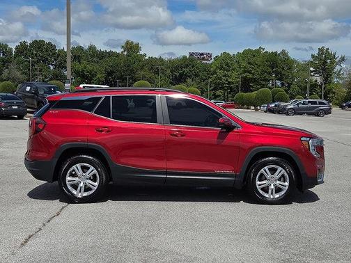 2022 GMC Terrain SLE