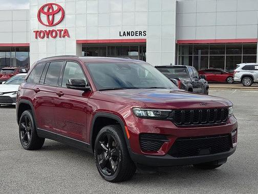 2023 Jeep Grand Cherokee Altitude