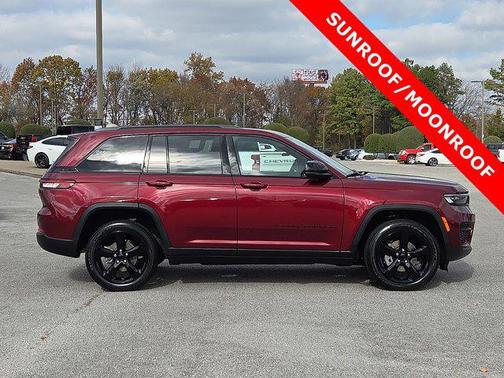 2023 Jeep Grand Cherokee Altitude