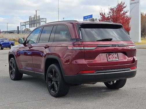 2023 Jeep Grand Cherokee Altitude