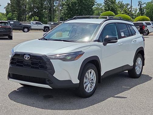 Wind Chill Pearl 2026 Toyota Corolla Cross LE