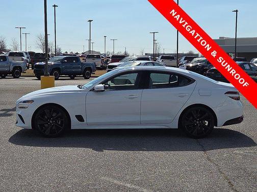 2023 Genesis G70 2.0T RWD