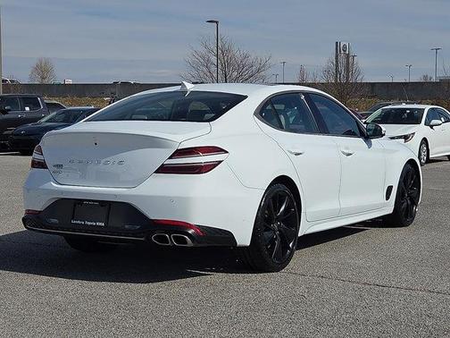 2023 Genesis G70 2.0T RWD