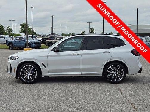 Mineral White Metallic 2024 BMW X3 M40i
