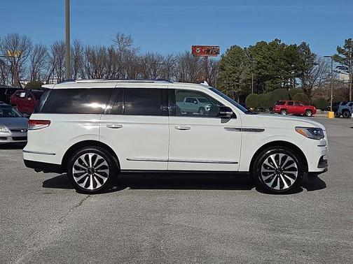 2022 Lincoln Navigator Reserve