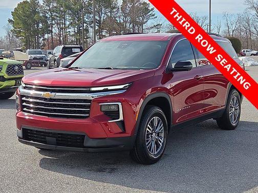 2024 Chevrolet Traverse LT