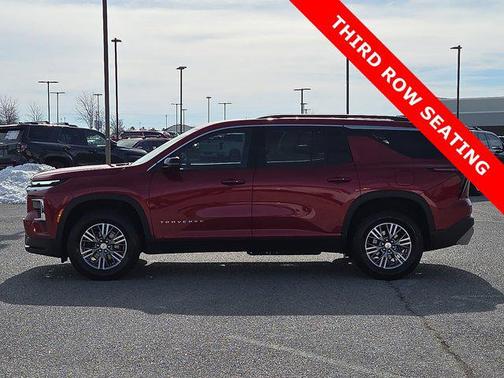 2024 Chevrolet Traverse LT