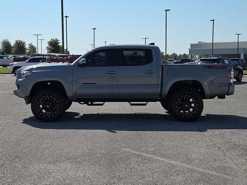 2020 Toyota Tacoma TRD Sport