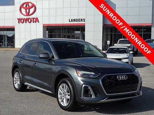 2022 Audi Q5 45 S line Premium