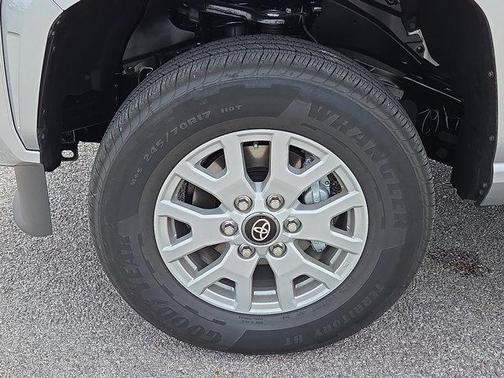2025 Toyota Tacoma SR