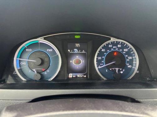 2016 Toyota Camry Hybrid XLE
