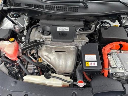 2016 Toyota Camry Hybrid XLE