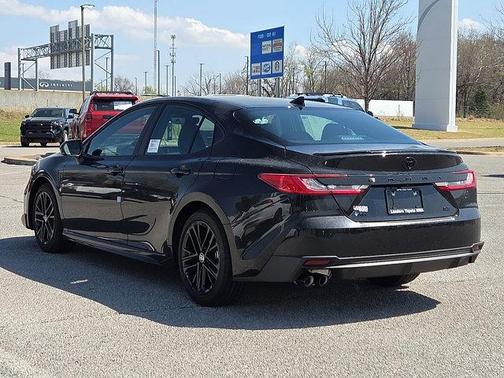 Midnight Black Metallic 2026 Toyota Camry SE