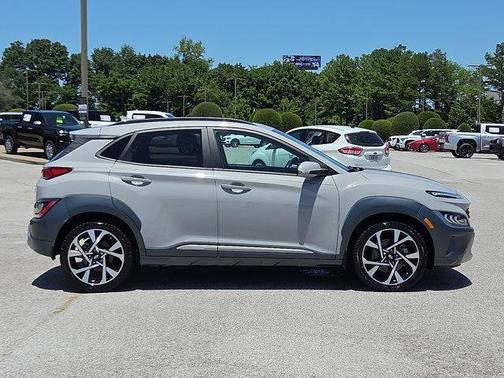 2022 Hyundai KONA Limited