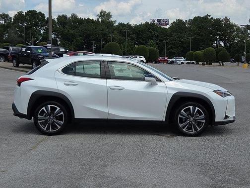 2022 Lexus UX 200 Base