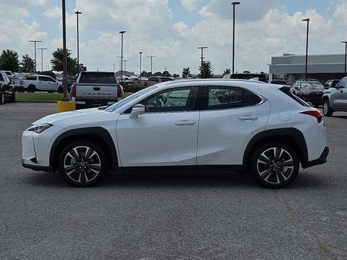 2022 Lexus UX 200 Base