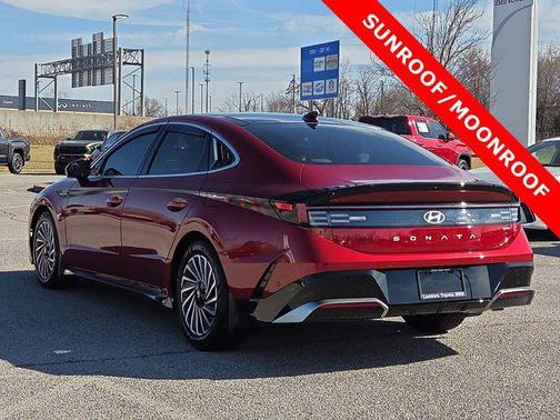 2024 Hyundai SONATA Hybrid Limited
