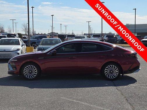 2024 Hyundai SONATA Hybrid Limited