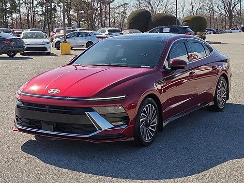 2024 Hyundai SONATA Hybrid Limited