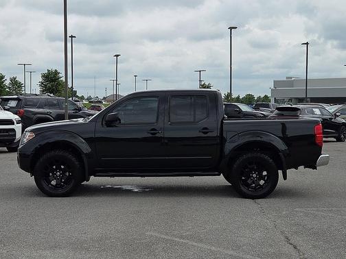 Magnetic Black Pearl 2019 Nissan Frontier SV