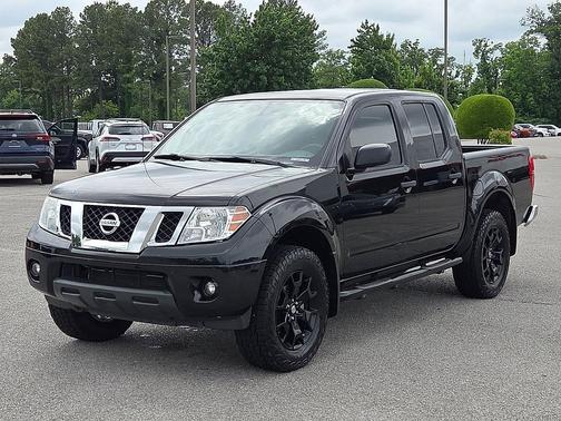 Magnetic Black Pearl 2019 Nissan Frontier SV