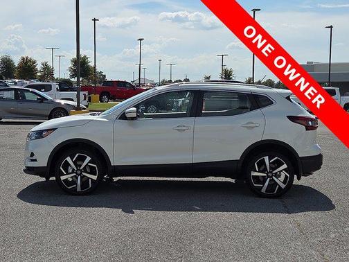 2022 Nissan Rogue Sport SL
