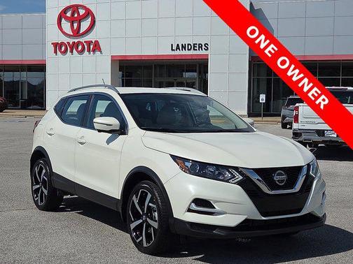 2022 Nissan Rogue Sport SL
