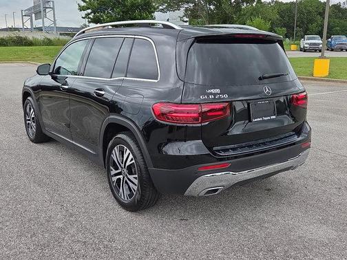 2024 Mercedes-Benz GLB 250 4MATIC