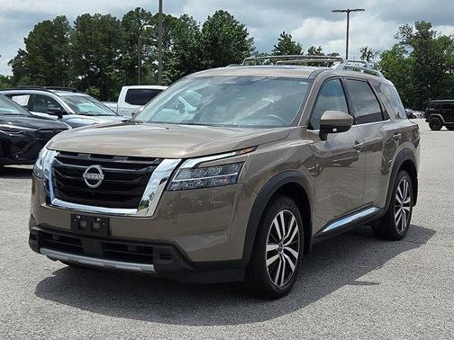 2024 Nissan Pathfinder Platinum 4WD