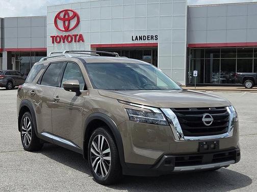 2024 Nissan Pathfinder Platinum 4WD
