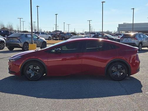 2024 Toyota Prius LE