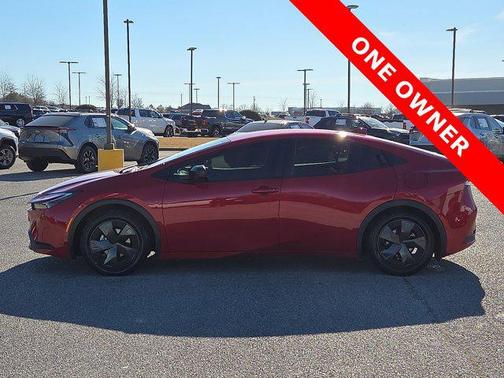 2024 Toyota Prius LE