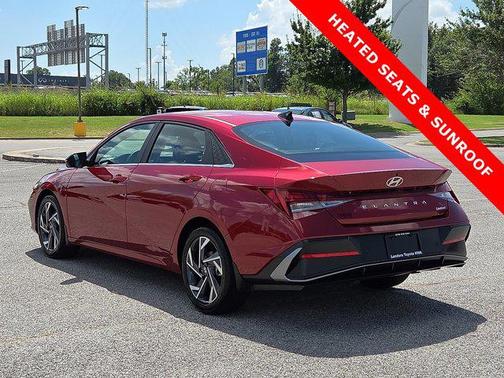 2024 Hyundai ELANTRA Limited