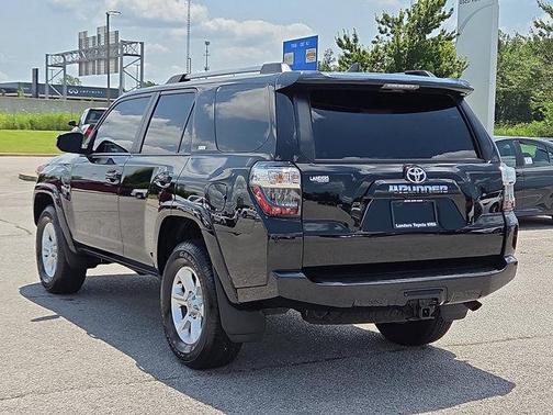 2024 Toyota 4Runner SR5