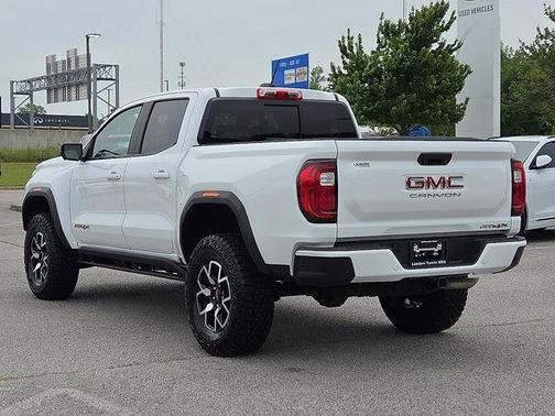 Summit White 2024 GMC Canyon AT4X