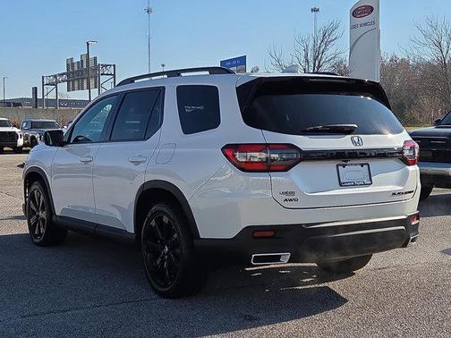 2025 Honda Pilot Black Edition