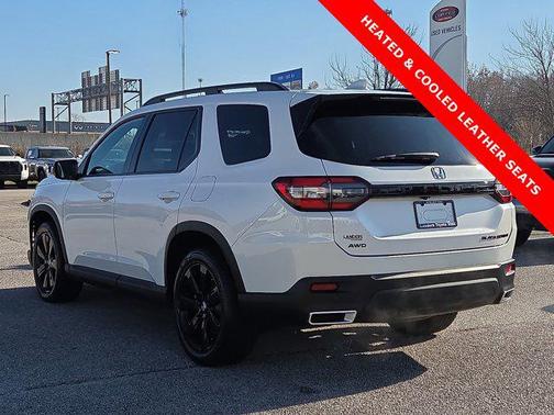 2025 Honda Pilot Black Edition