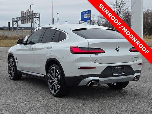 2025 BMW X4 xDrive30i