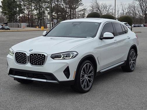 2025 BMW X4 xDrive30i