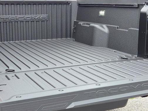 Ice Cap 2026 Toyota Tacoma SR5