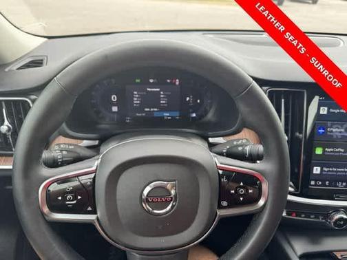 2024 Volvo V60 Cross Country B5 Plus