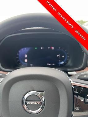 2024 Volvo V60 Cross Country B5 Plus