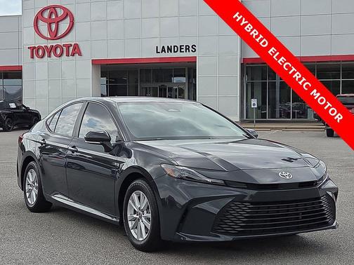 Underground 2025 Toyota Camry LE