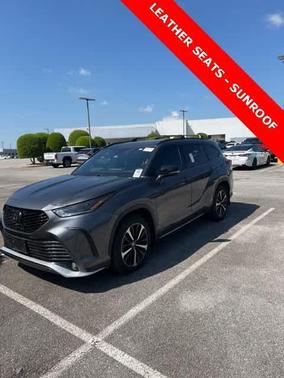 2022 Toyota Highlander XSE