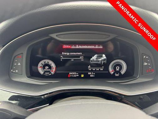 2023 Audi Q7 45 Premium Plus