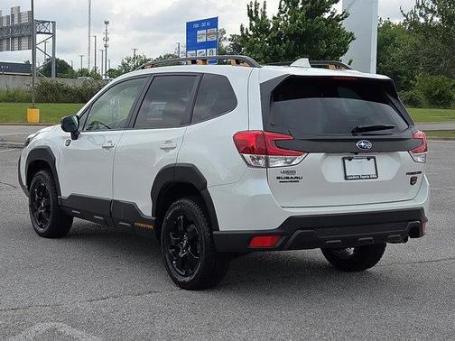 Crystal White Pearl 2023 Subaru Forester Wilderness