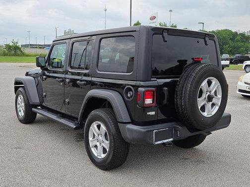 2022 Jeep Wrangler Unlimited Sport